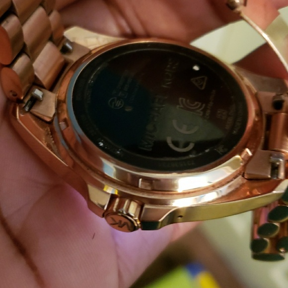 Mk Bradshaw smartwatch - Picture 4 of 6